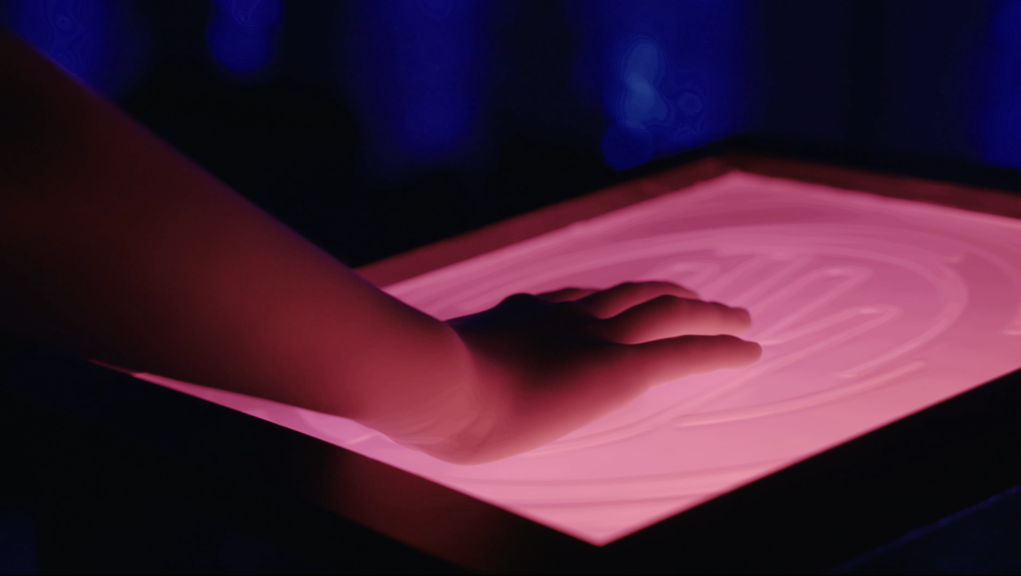 Interaction avec une surface lumineuse